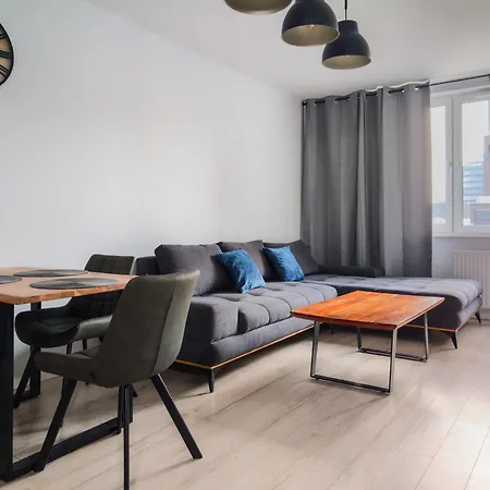 Urban Chic Apartment *